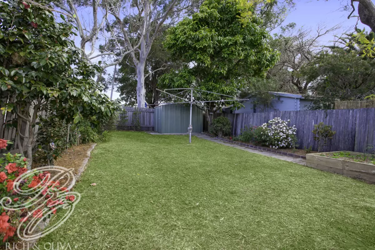 14 First Street, Ashbury Sold by Rich & Oliva - image 9