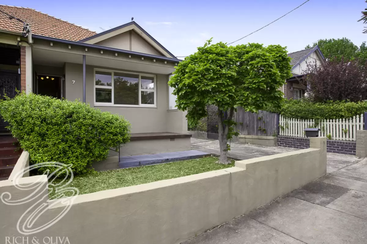 7 Hammond Avenue, Croydon Sold by Rich & Oliva - image 1