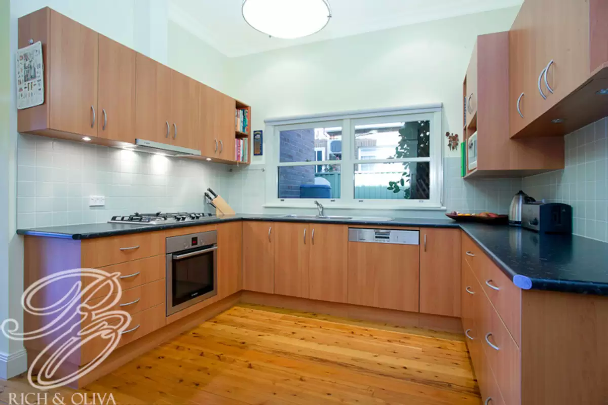 43 Royce Avenue, Croydon Sold by Rich & Oliva - image 8