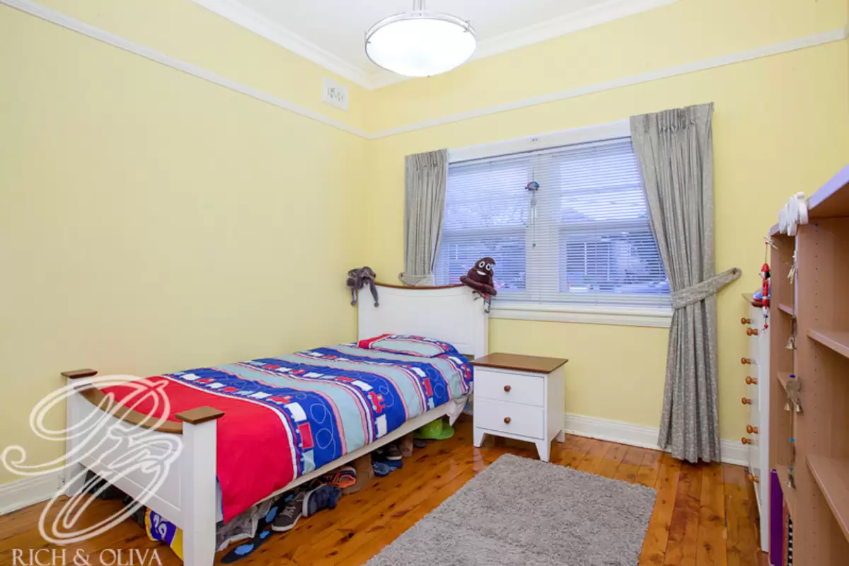43 Royce Avenue, Croydon Sold by Rich & Oliva - image 6