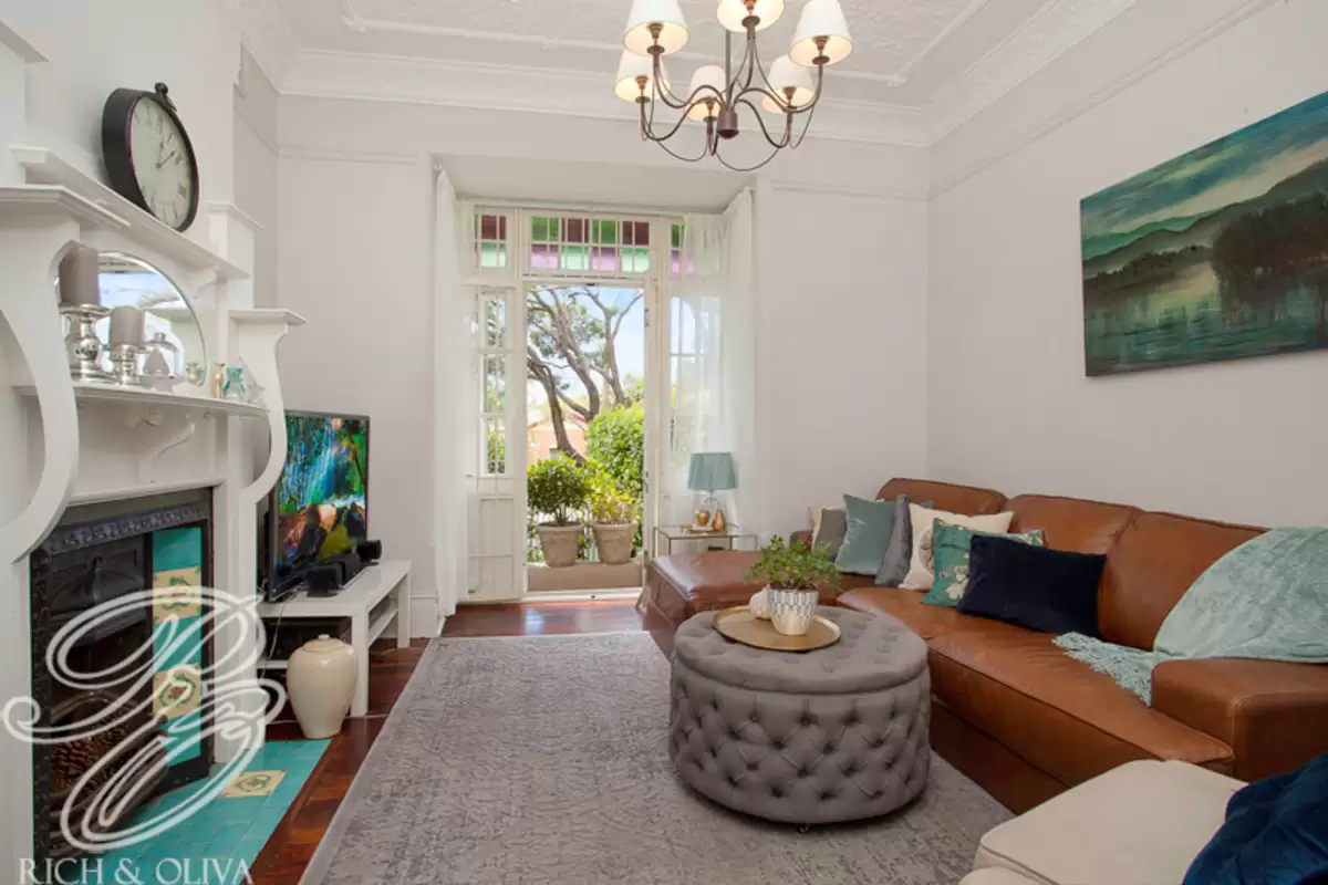 147 Queen Street, Ashfield Sold by Rich & Oliva - image 3