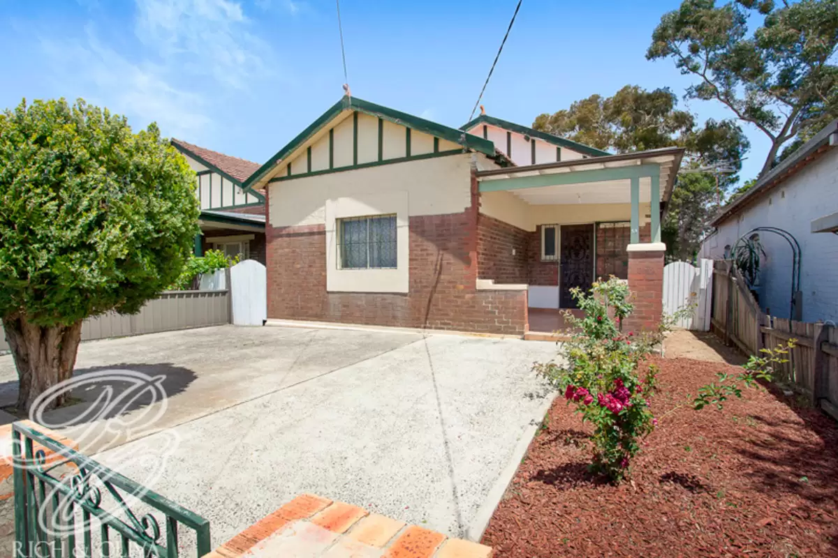 59 Lang Street, Croydon Sold by Rich & Oliva - image 1