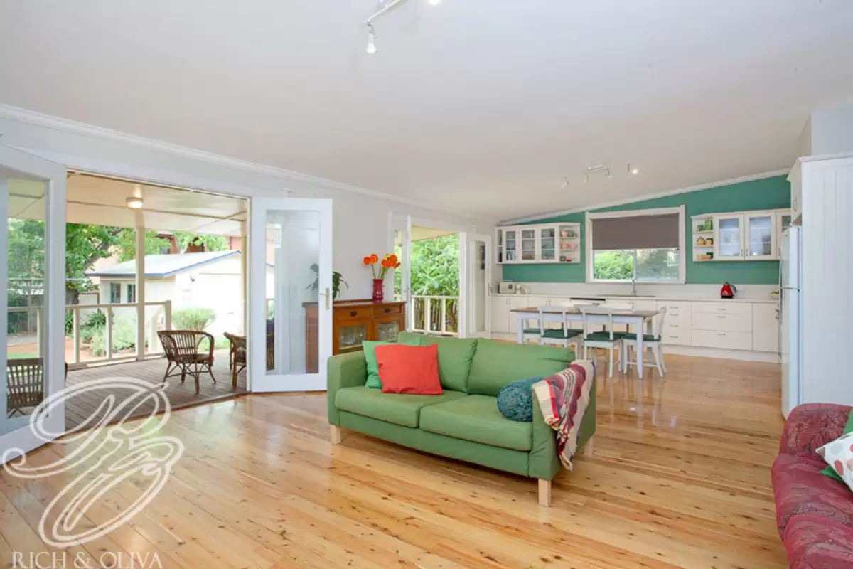 75 Hay Street, Ashbury Sold by Rich & Oliva - image 2
