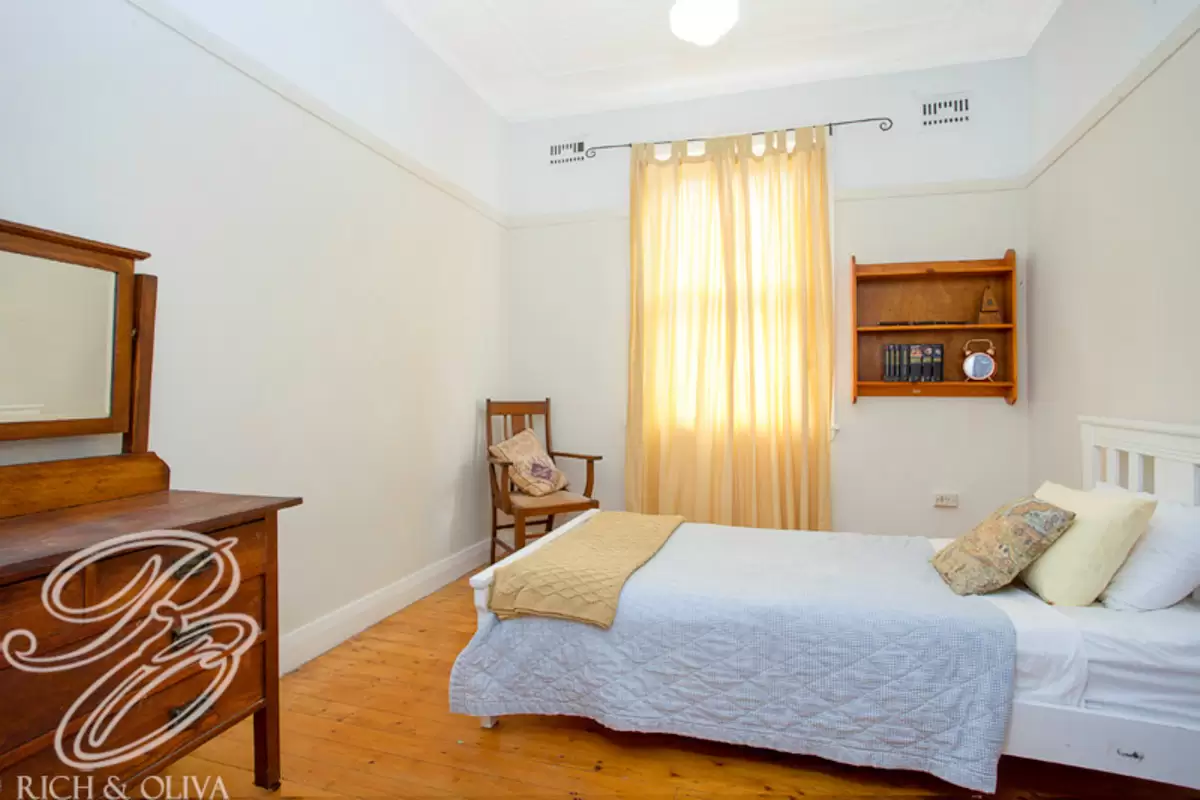 75 Hay Street, Ashbury Sold by Rich & Oliva - image 9