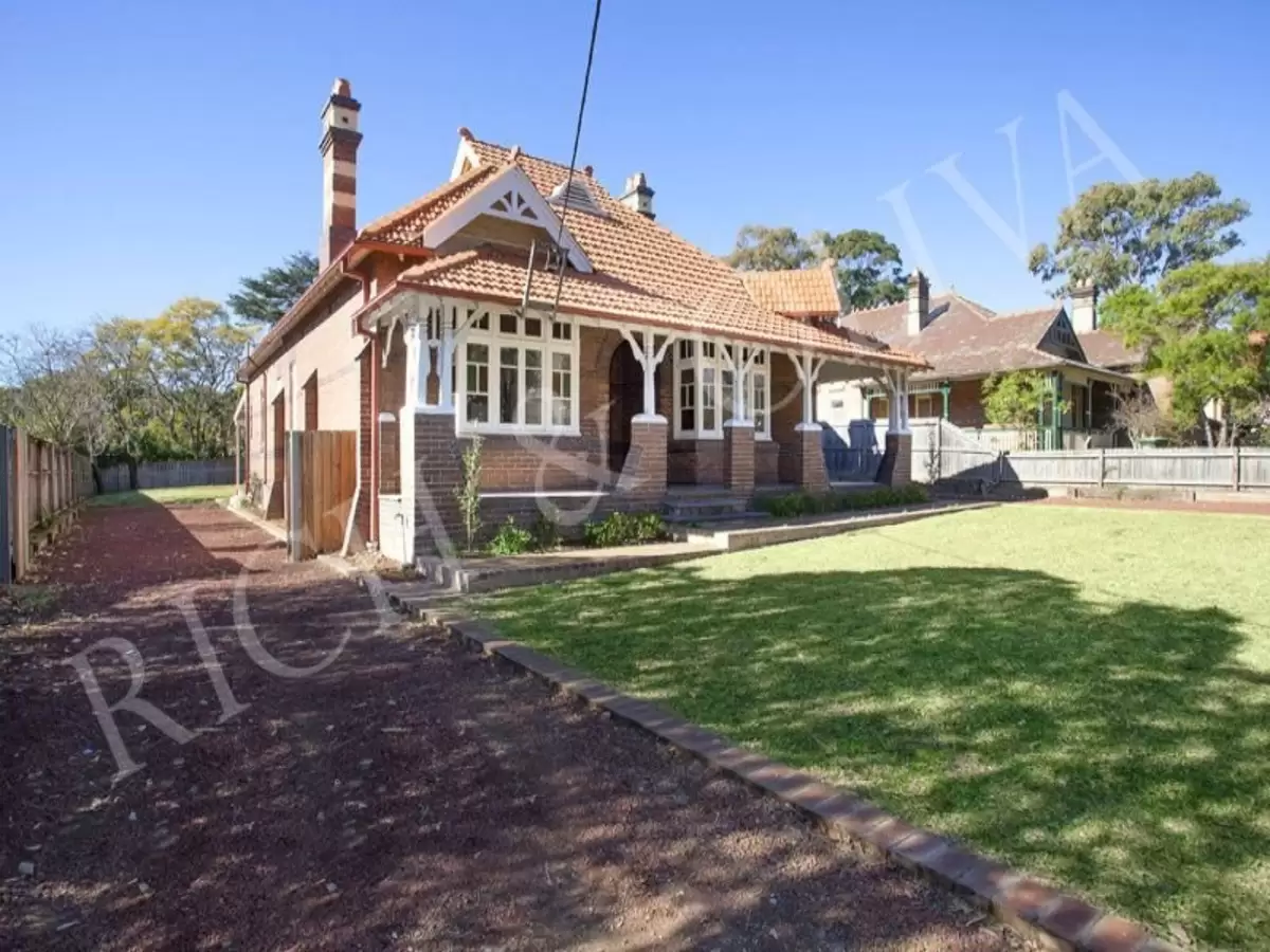 1/310 Burwood Road, Burwood Leased by Rich & Oliva - image 1