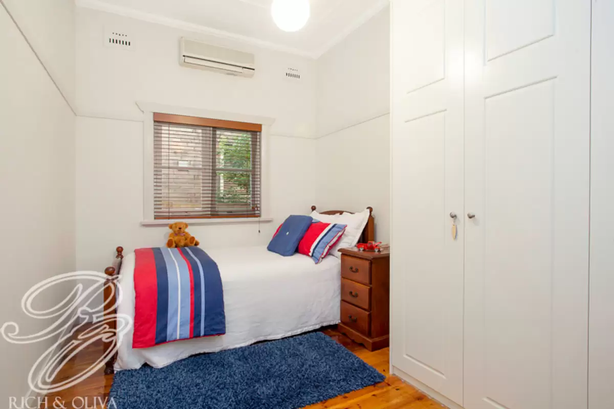 46 Acton Street, Croydon Sold by Rich & Oliva - image 7