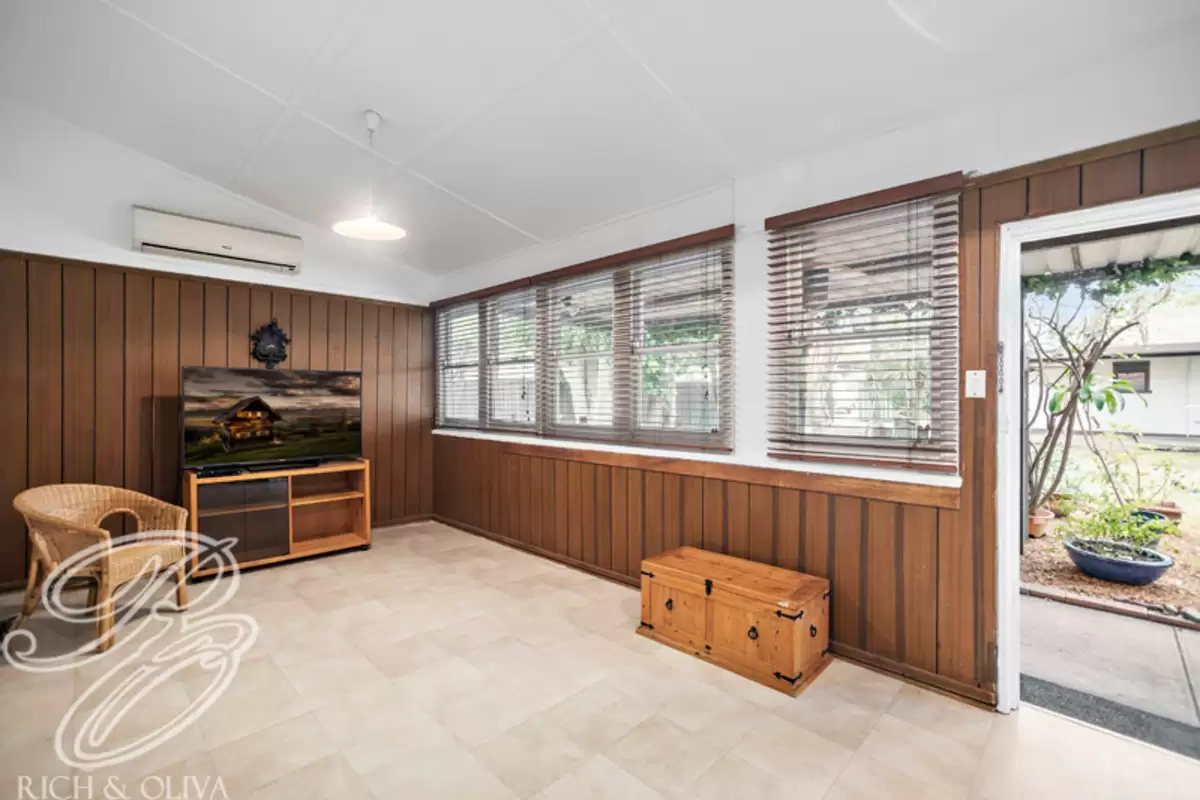 Thirty Sevev Cheviot Street, Ashbury Sold by Rich & Oliva - image 10
