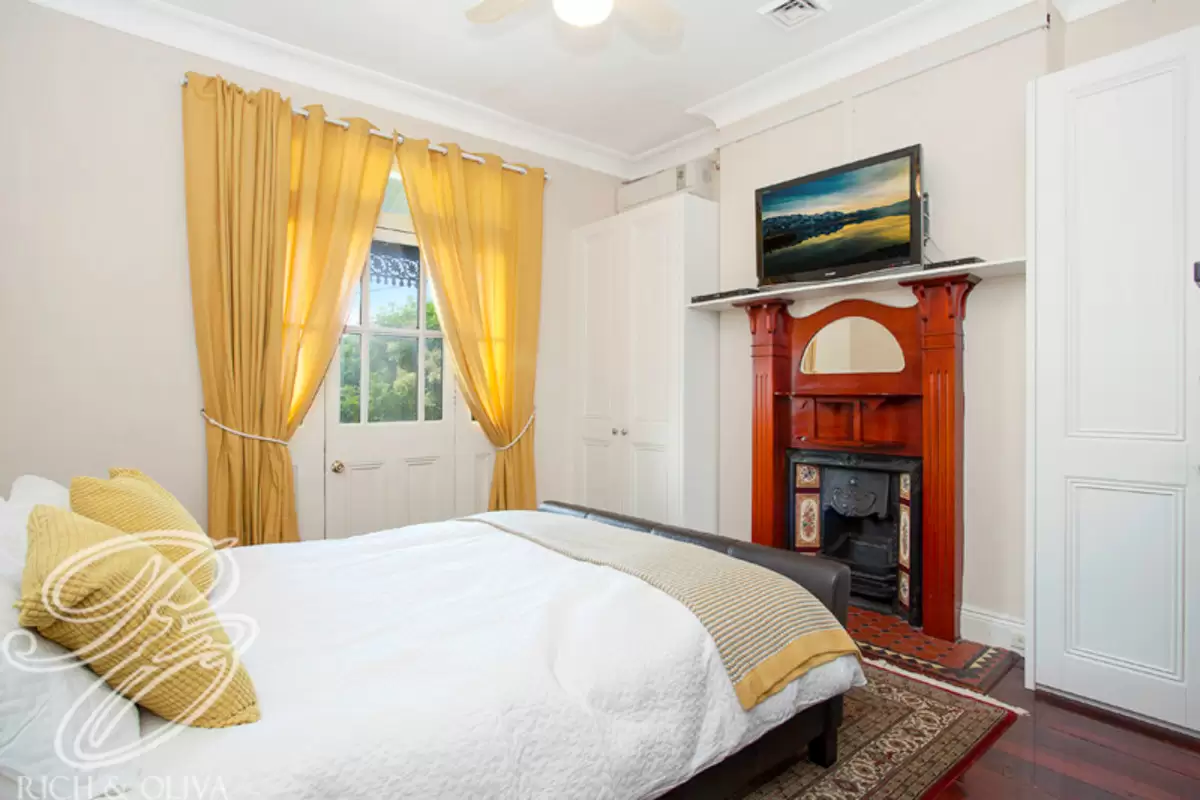 56 Illawarra Road, Marrickville Sold by Rich & Oliva - image 10