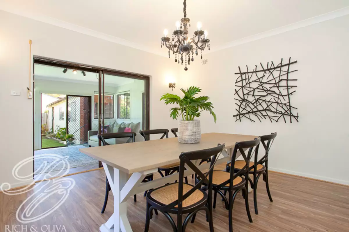 33 Hillcrest Avenue, Strathfield South Sold by Rich & Oliva - image 3
