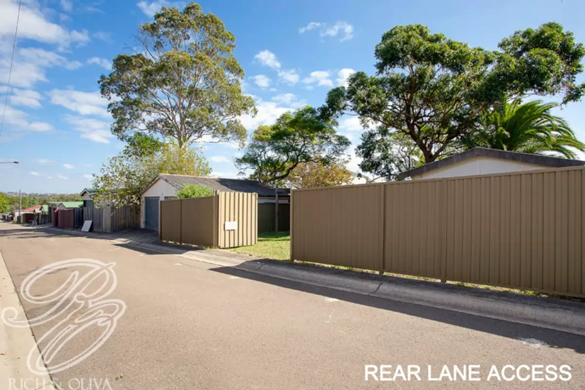 Enfield Sold by Rich & Oliva - image 7