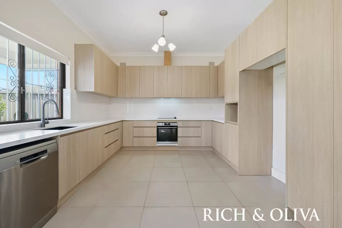 40 Arthur Street, Croydon Leased by Rich & Oliva - image 2