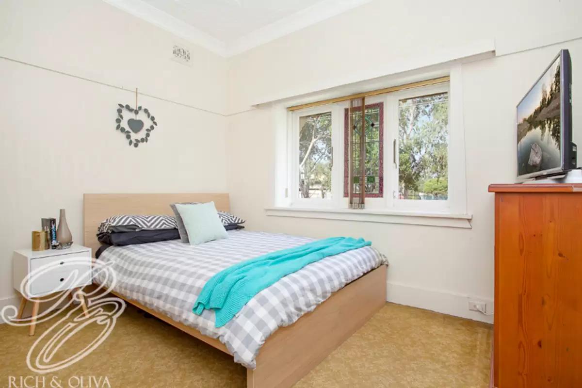 3 Cheviot Street, Ashbury Sold by Rich & Oliva - image 7