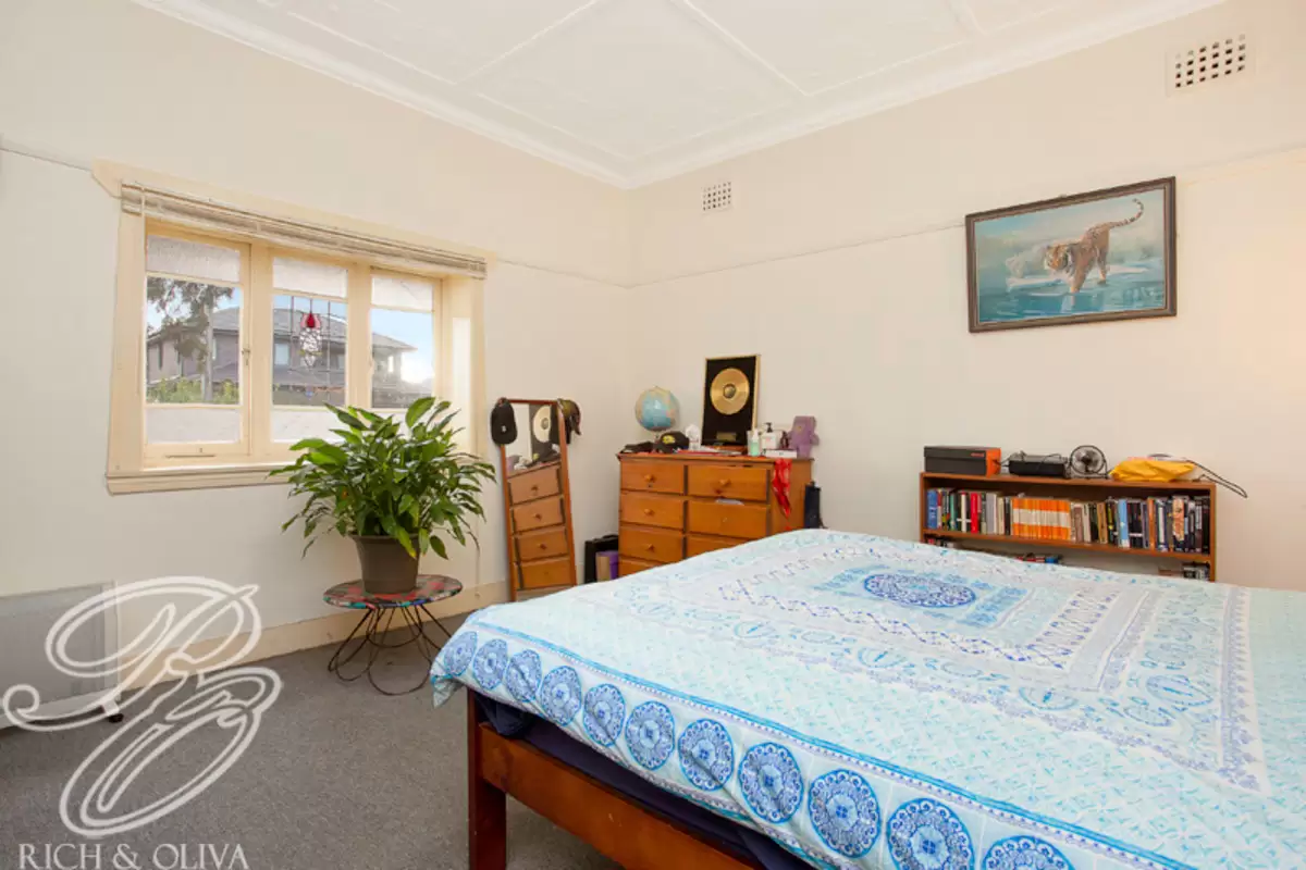13 Scott Street, Croydon Sold by Rich & Oliva - image 5