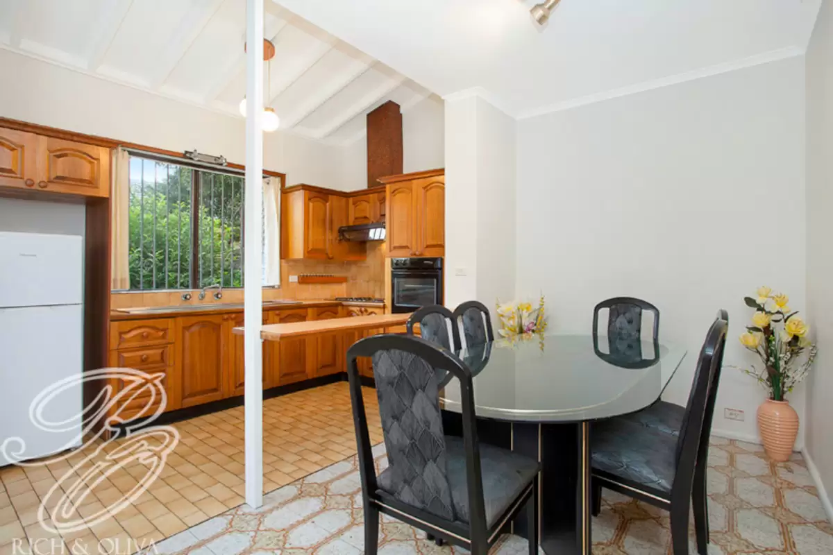 6/67 Lincoln Street, Belfield Sold by Rich & Oliva - image 3