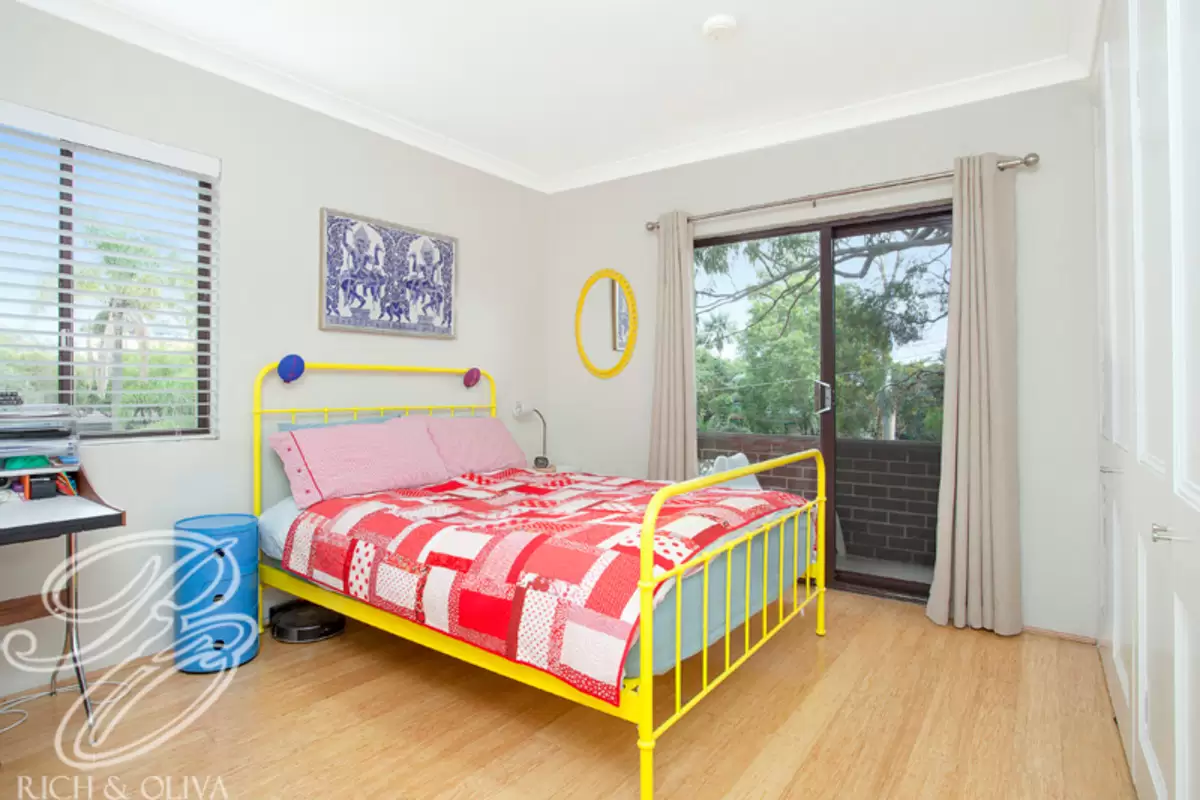 2/3-5 The Avenue, Ashfield Sold by Rich & Oliva - image 5