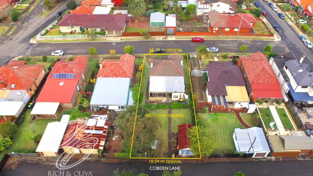 14 Tennyson Street, Enfield Sold by Rich & Oliva - image 2