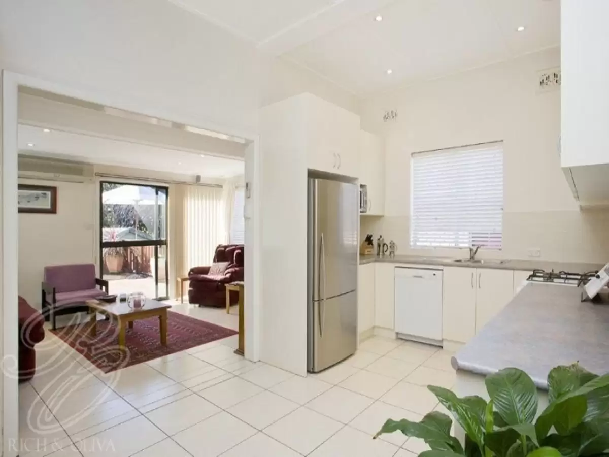 5 Trevenar Street, Ashbury Leased by Rich & Oliva - image 2