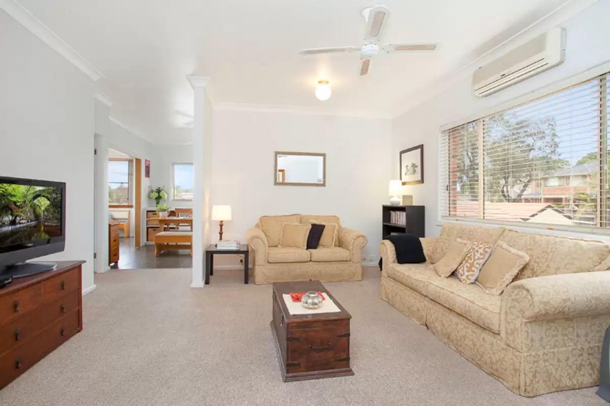 42 Omaha Street, Belfield Sold by Rich & Oliva - image 3