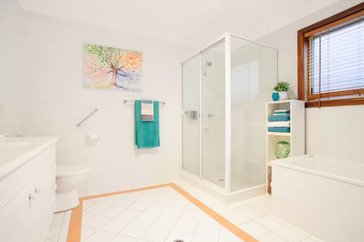 42 Omaha Street, Belfield Sold by Rich & Oliva - image 9