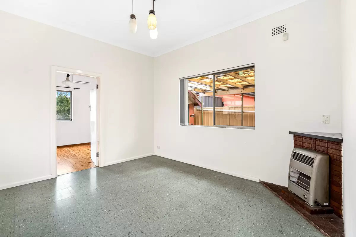 199 Burwood Road, Croydon Park Sold by Rich & Oliva - image 4