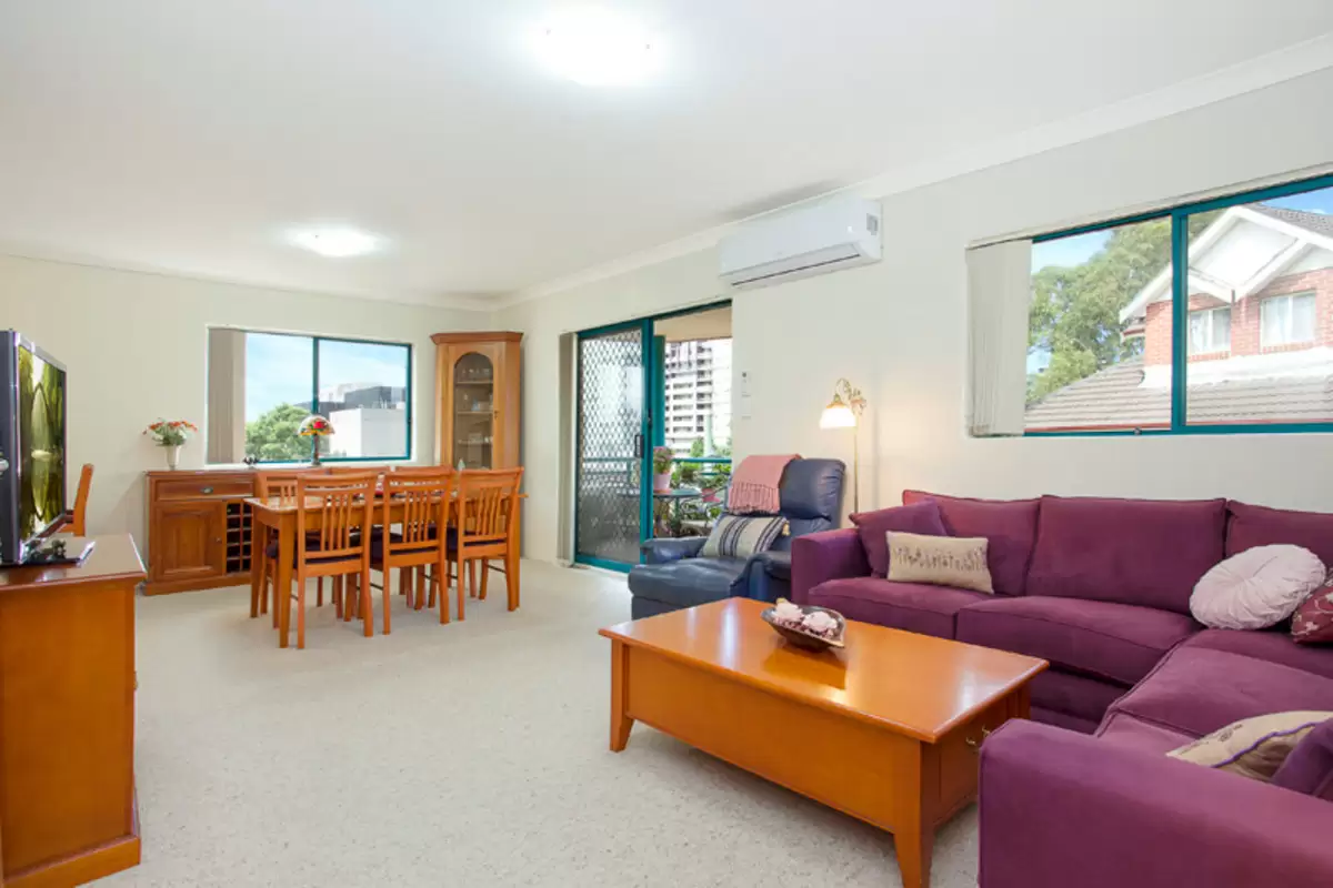 9/15 Carilla Street, Burwood Sold by Rich & Oliva - image 2
