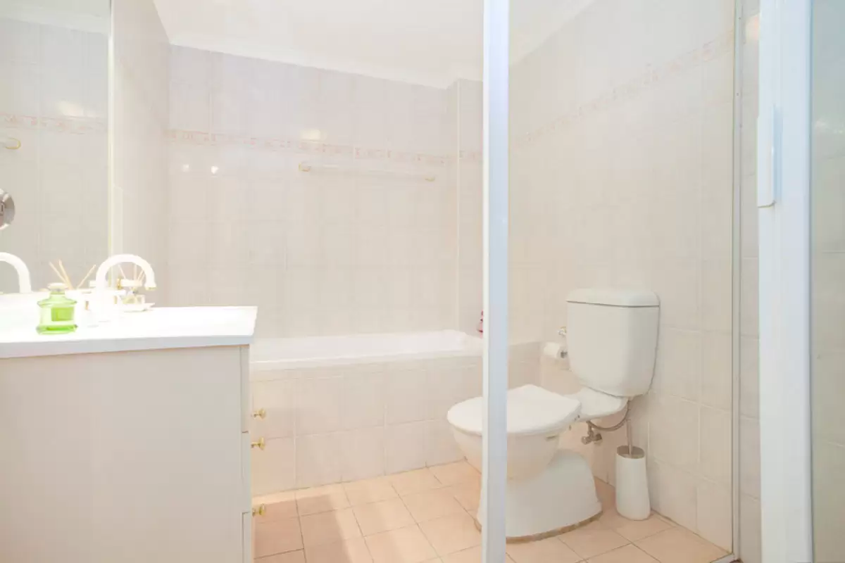 9/15 Carilla Street, Burwood Sold by Rich & Oliva - image 6