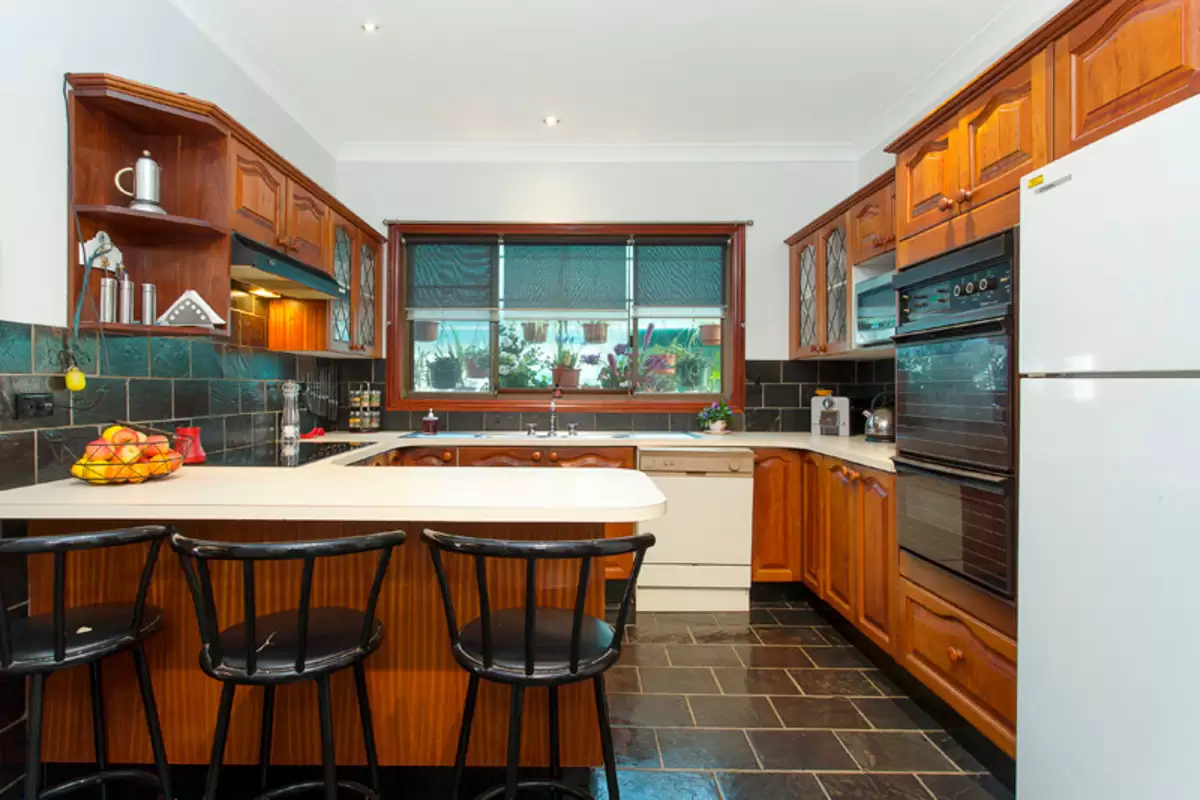 28 Gregory Street, Strathfield South Sold by Rich & Oliva - image 7
