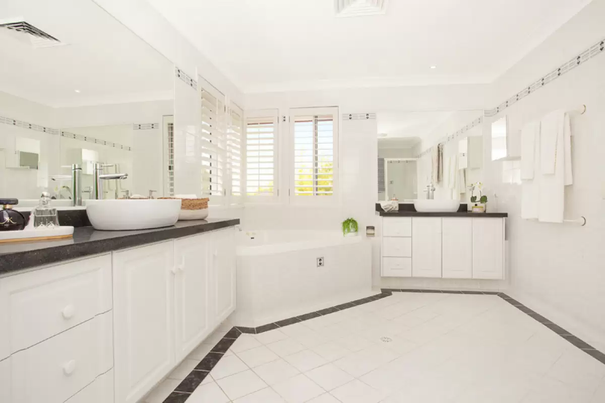 65A Hay Street, Ashbury Sold by Rich & Oliva - image 9