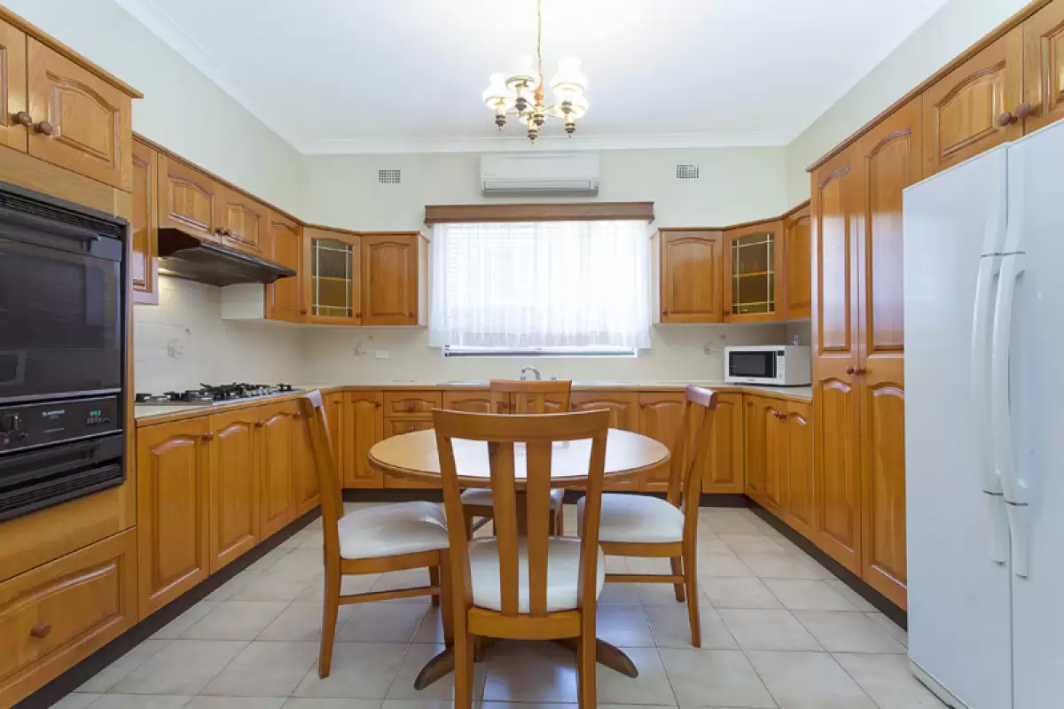 157 Holden Street, Ashbury Sold by Rich & Oliva - image 3