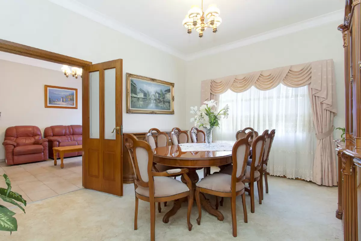 157 Holden Street, Ashbury Sold by Rich & Oliva - image 4