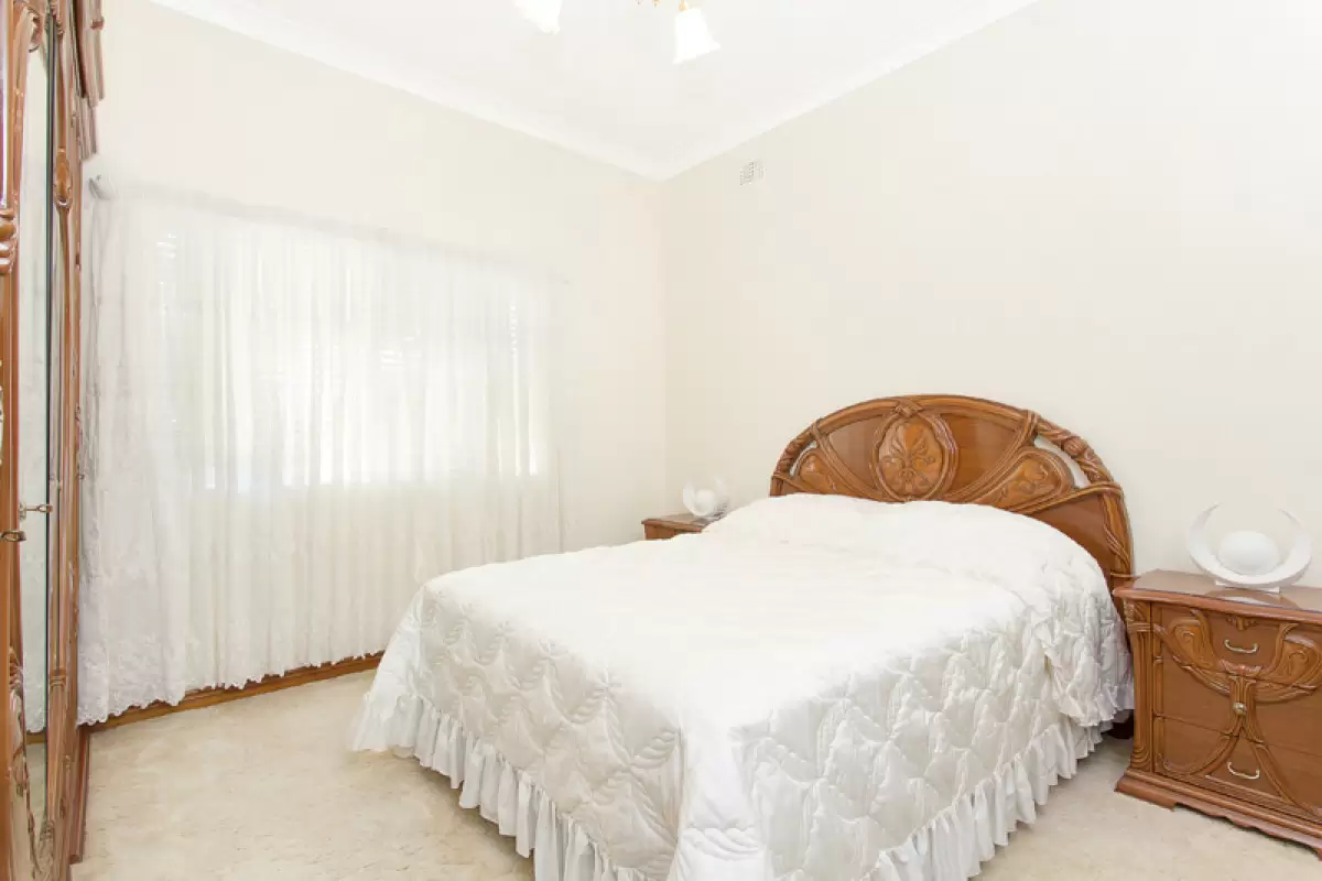 157 Holden Street, Ashbury Sold by Rich & Oliva - image 6