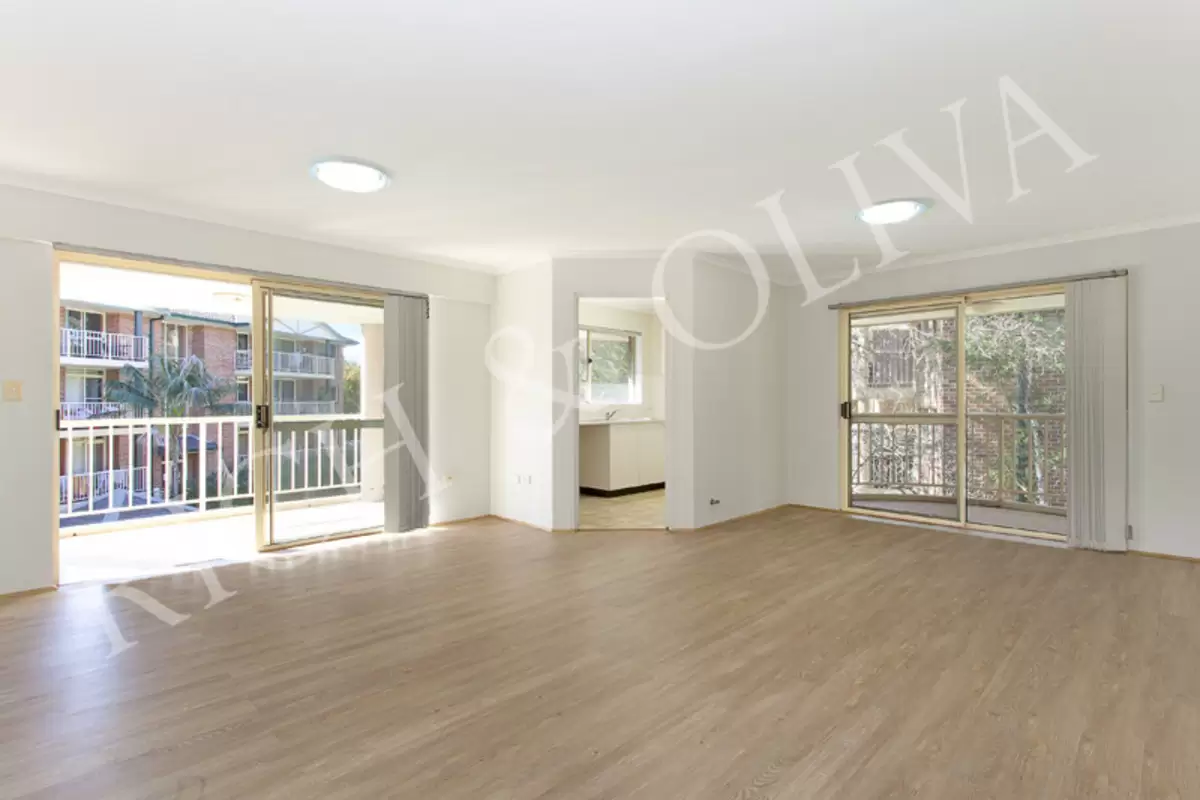 80/10 Broughton Street, Canterbury Leased by Rich & Oliva - image 2