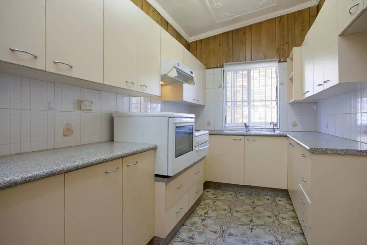 32 Berna Street, Canterbury Sold by Rich & Oliva - image 6