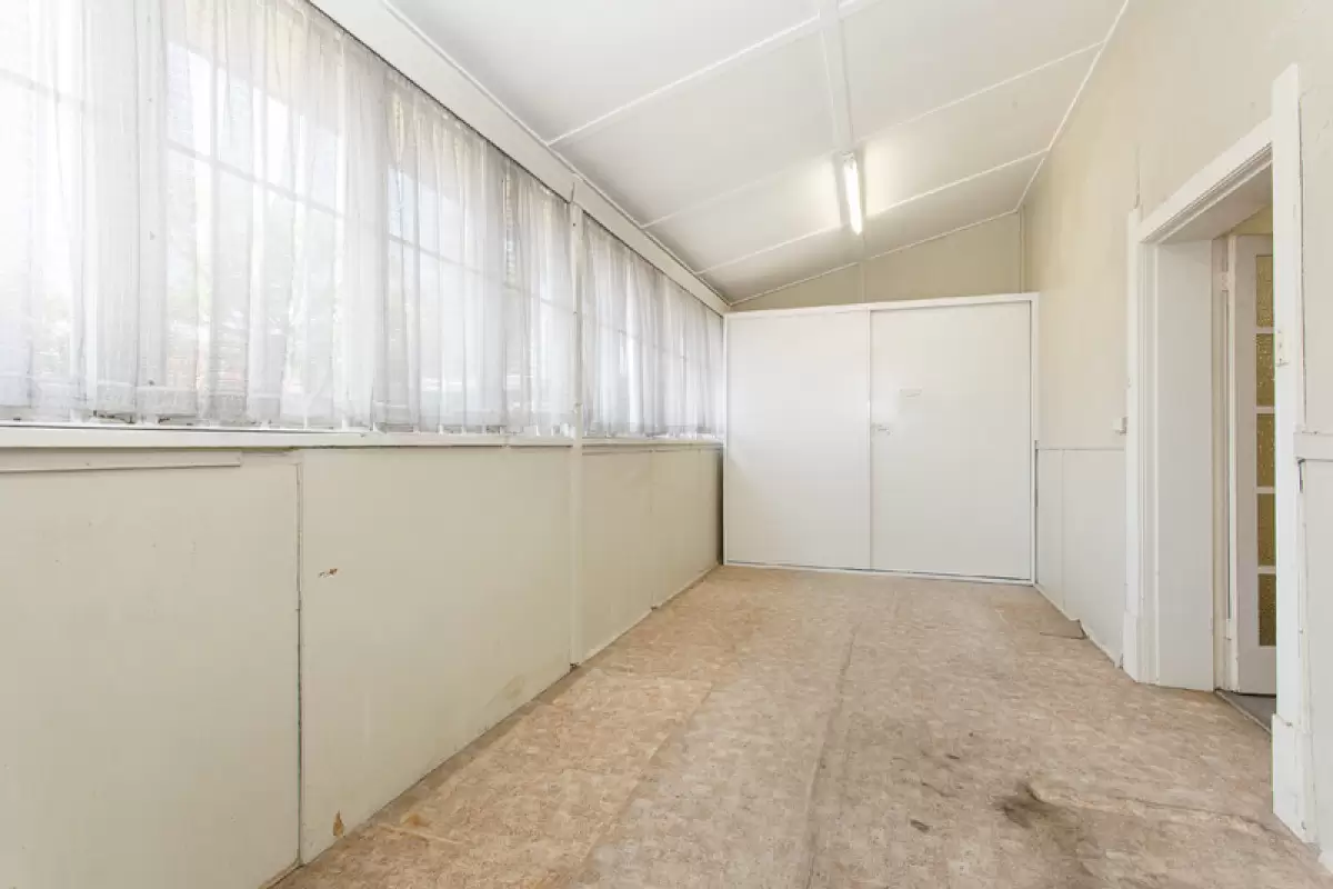 40 Lindsay Street, Burwood Sold by Rich & Oliva - image 6