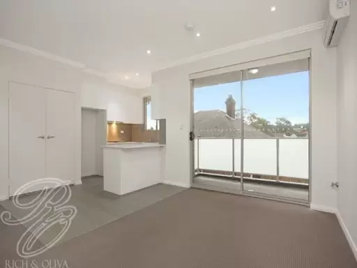 6/458 Georges River Road, Croydon Park Leased by Rich & Oliva