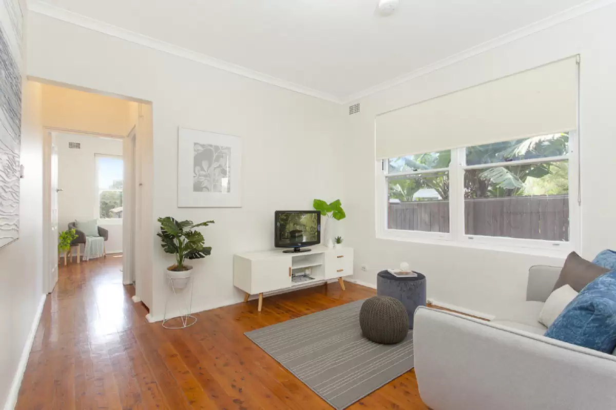 3/28 King Street, Ashfield Sold by Rich & Oliva - image 2