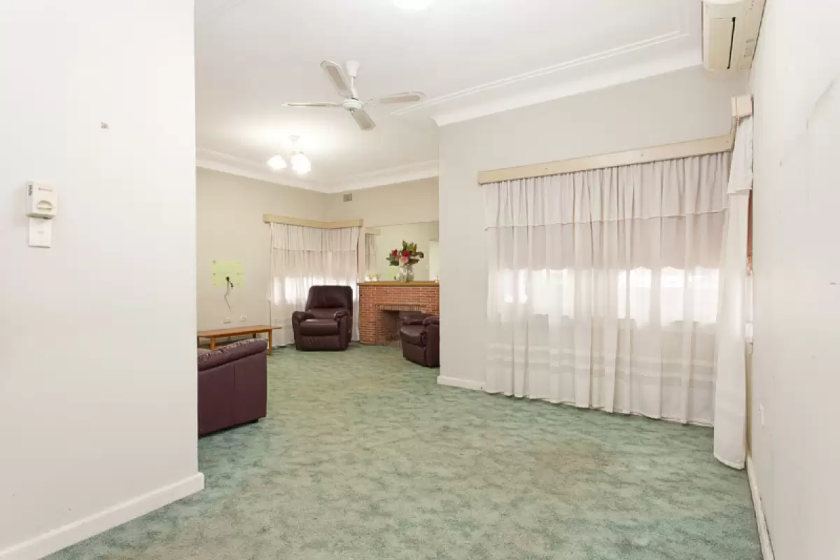 71 Punchbowl Road, Belfield Sold by Rich & Oliva - image 5