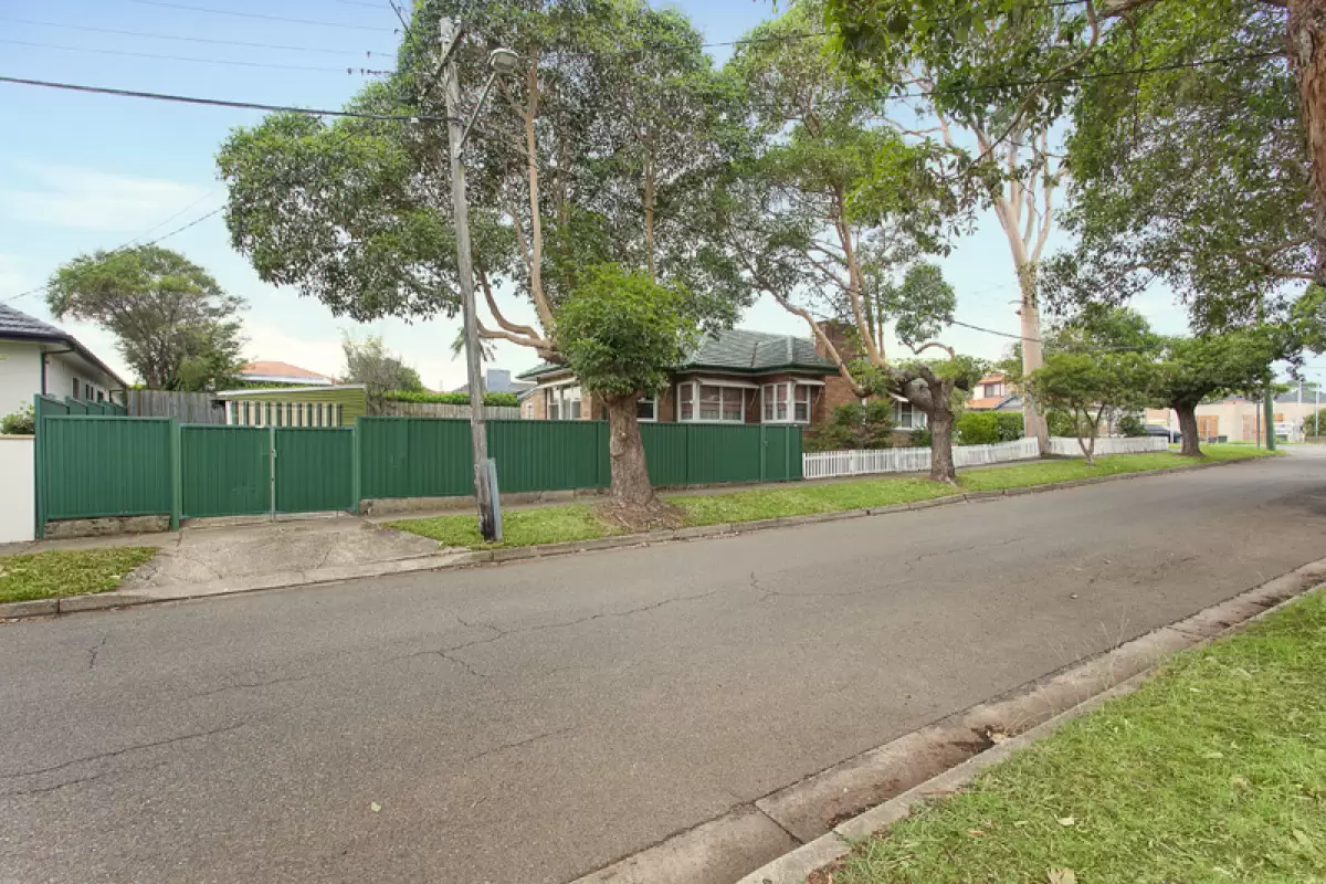 71 Punchbowl Road, Belfield Sold by Rich & Oliva - image 10