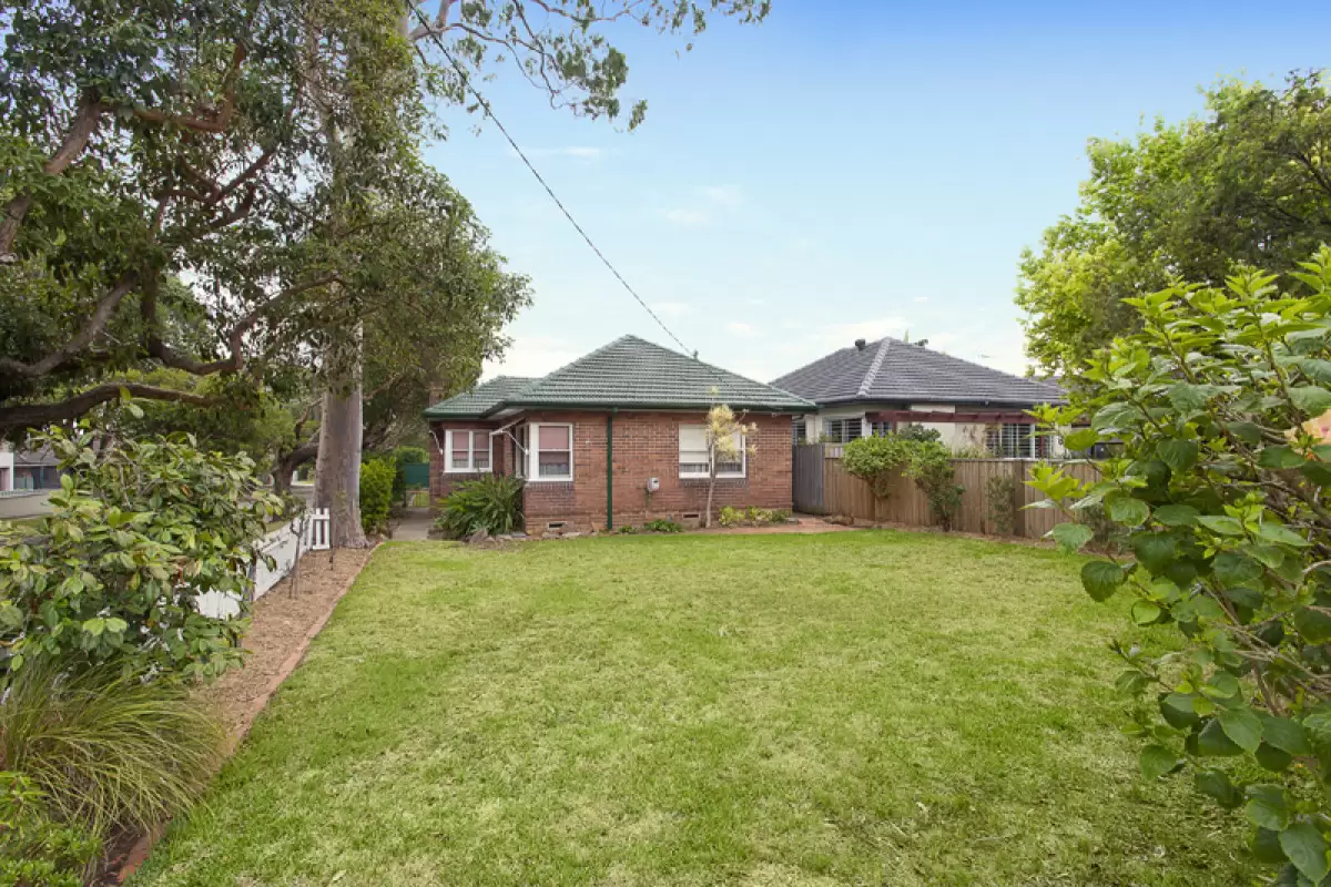 71 Punchbowl Road, Belfield Sold by Rich & Oliva - image 3