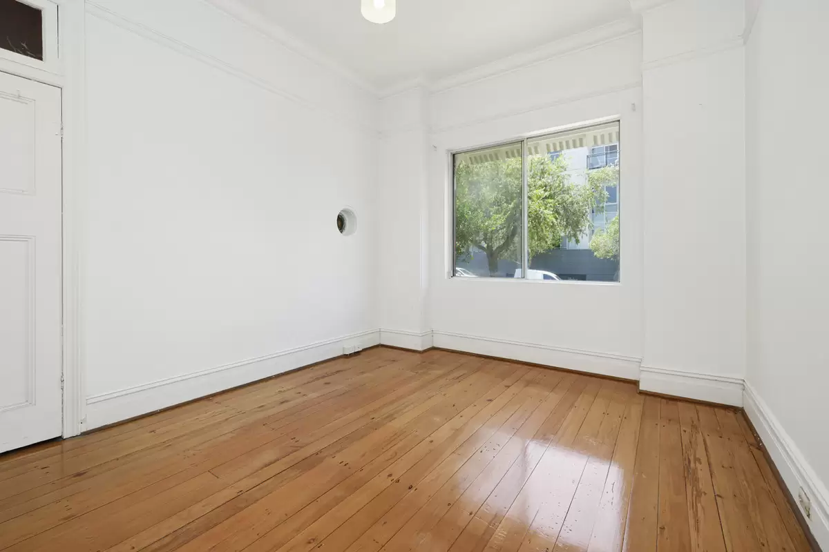 148 Floss Street, Hurlstone Park Sold by Rich & Oliva - image 3