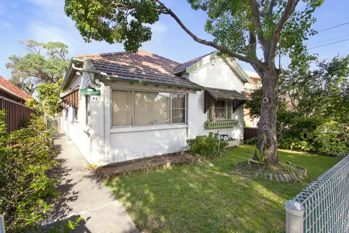 44 Kembla Street, Croydon Park Sold by Rich & Oliva - image 1