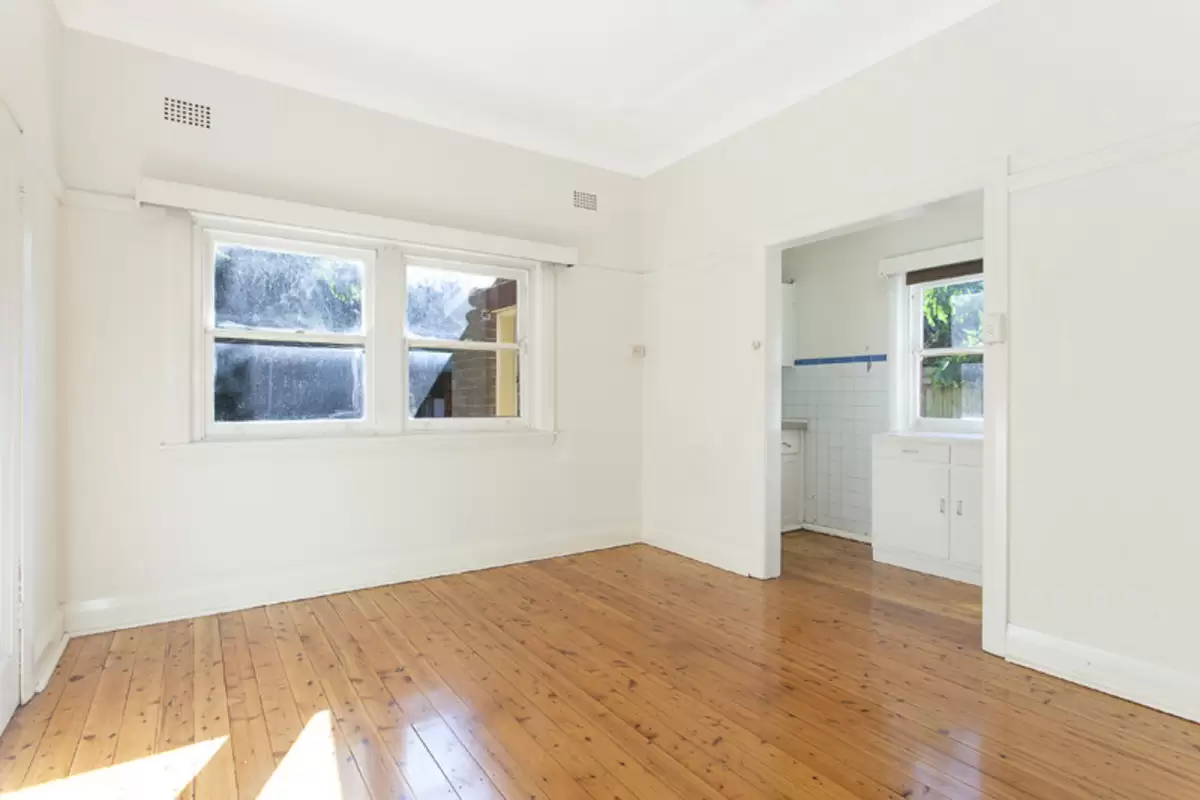 9 Greenhills Street, Croydon Sold by Rich & Oliva - image 14