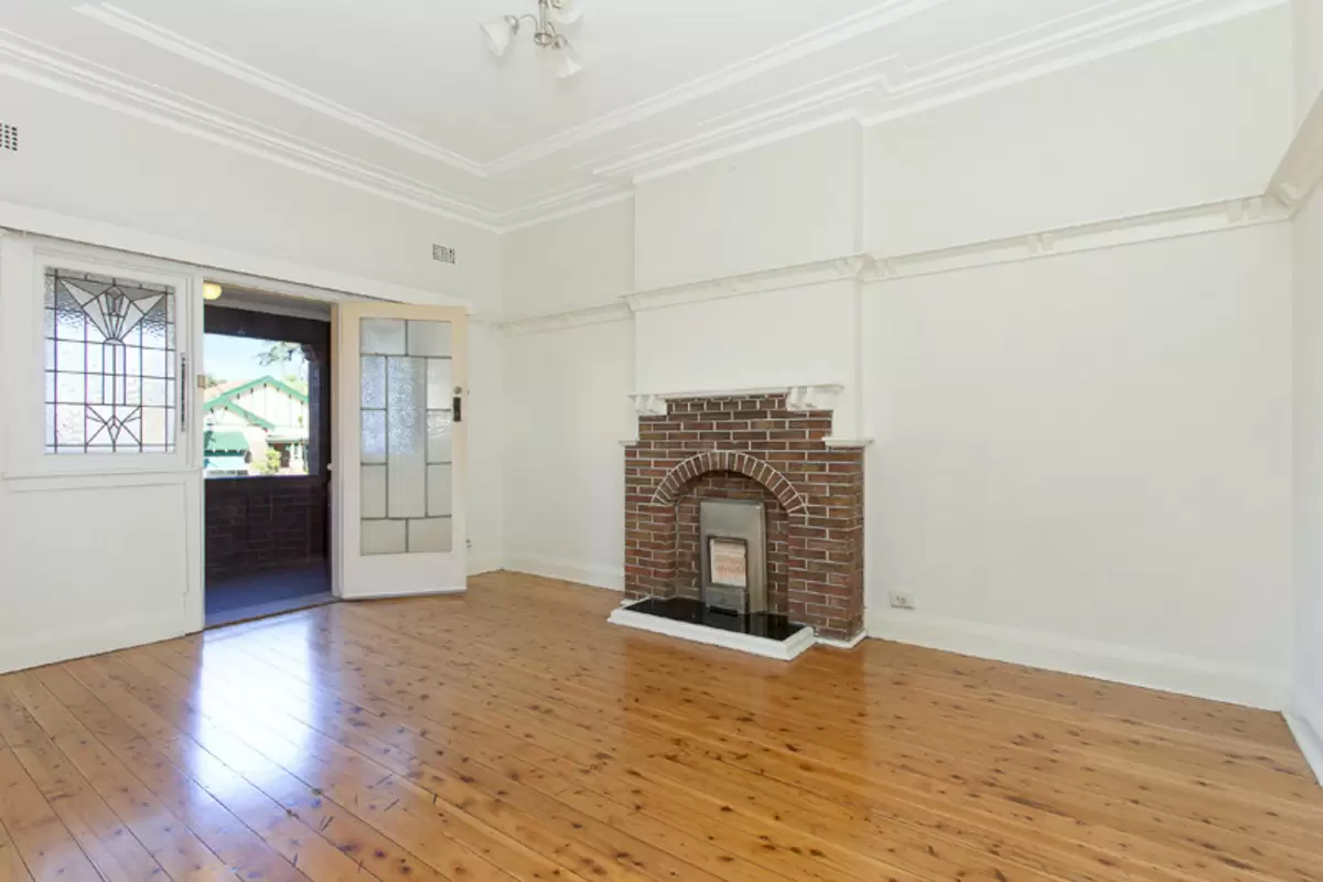 9 Greenhills Street, Croydon Sold by Rich & Oliva - image 17