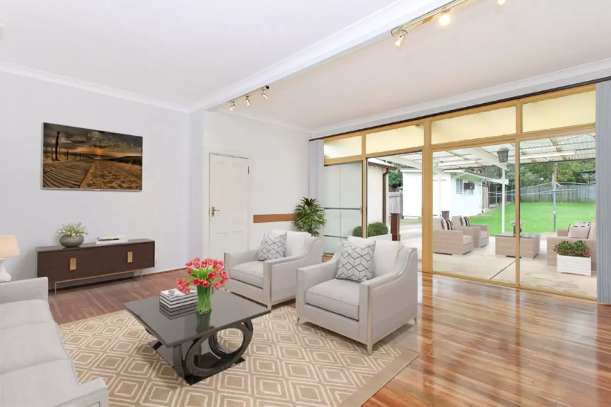 7 Cross Street, Croydon Sold by Rich & Oliva - image 8