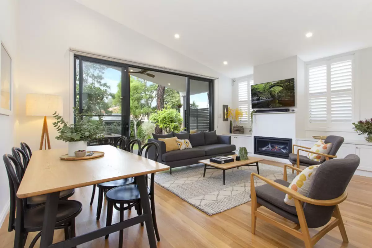14 Holborow Street, Croydon Sold by Rich & Oliva - image 5