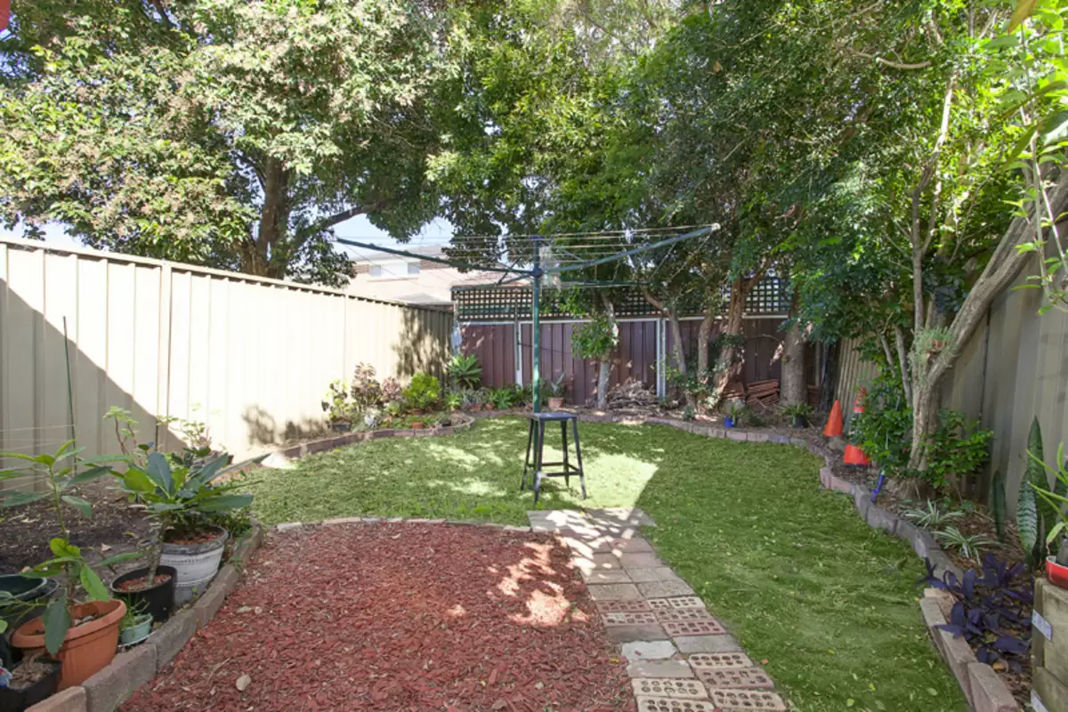 53 Cowper Street, Campsie Sold by Rich & Oliva - image 7