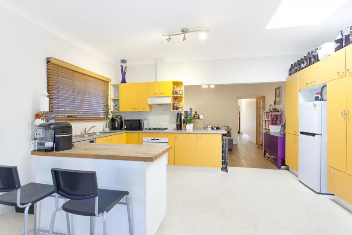 53 Cowper Street, Campsie Sold by Rich & Oliva - image 3