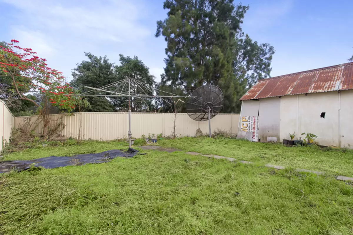 6 Beamish, Campsie Sold by Rich & Oliva - image 6