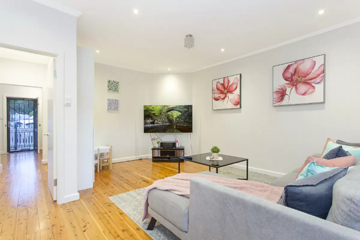 1B Crimson Street, Ashbury Sold by Rich & Oliva - image 8