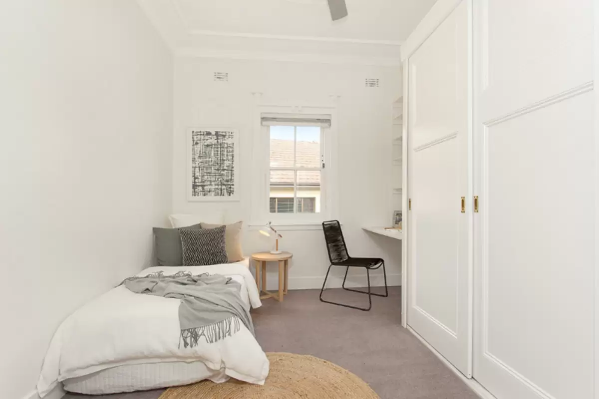 5 Crieff Street, Ashbury Sold by Rich & Oliva - image 5
